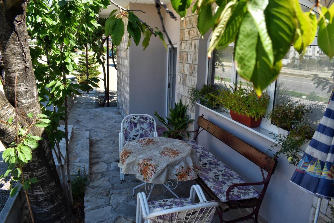 Apartman Samardzic Trebinje Ngoại thất bức ảnh